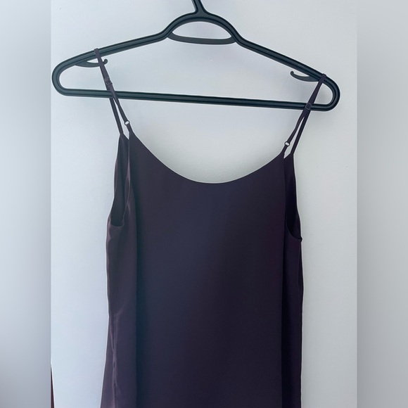 Babaton plum flowy camisole - Picture 2 of 3